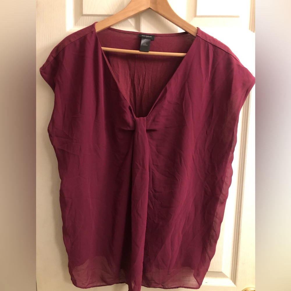 Ann Taylor XL top raspberry-merlot color